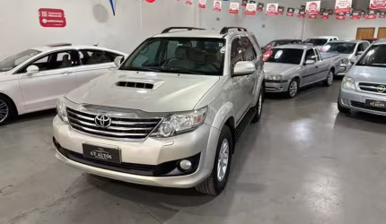 Toyota hilux sw4 srv 4x4 2015