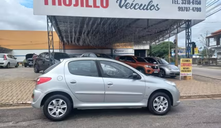 Peugeot 207 1.4 xr 8v flex 4p manual