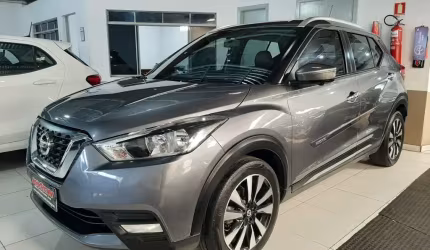 Nissan kicks 1.6 sl cvt flex xtronic automatica ano 2018 banco de couro 