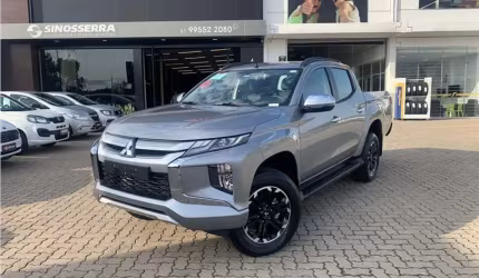 Mitsubishi l200 triton 2024 2.4 16v turbo diesel sport hpe cd 4p 4x4 automático