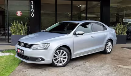 Volkswagen jetta 2013 2.0 tsi highline 200cv gasolina 4p tiptronic
