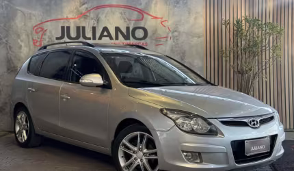 Hyundai i30cw 2.0 16v 145cv aut. 5p 2011