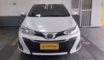 Toyota yaris 2021 1.5 16v flex sedan xl plus connect multidrive