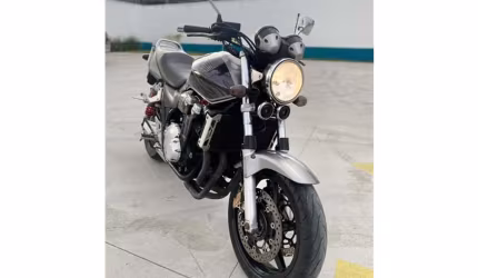 Honda cb1300 super four 2008