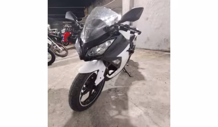 Kawasaki ninja 300 2017