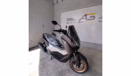 Yamaha nmax connected 160 abs 2025