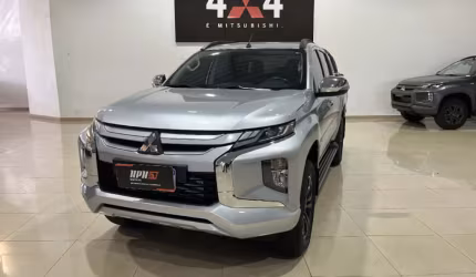 Mitsubishi l200 triton 2.4 16v turbo diesel sport hpe-s cd 4p 4x4 automático
