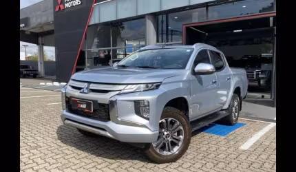 Mitsubishi l200 triton 2.4 16v turbo diesel sport hpe-s cd 4p 4x4 automático