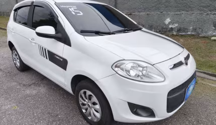 Fiat palio 2015 1.4 mpi attractive 8v flex 4p manual