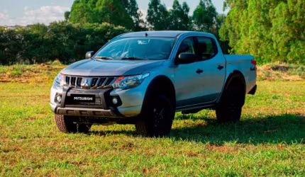 Mitsubishi l200 triton 2.4 16v turbo diesel outdoor gls cd 4x4 automático