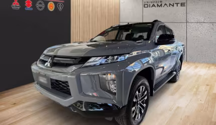 Mitsubishi l200 triton 2.4 16v turbo diesel sport hpe-s urban cd 4p 4x4 automático