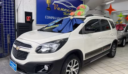 Gm spin active 2015 completa automática super nova   km baixo   pneus novos aceitamos carro na troca