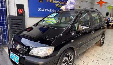 Gm zafira comfort 2011 completa  câmbio manual   7 lugares   aceitamos carro na troca whatsapp 11-94