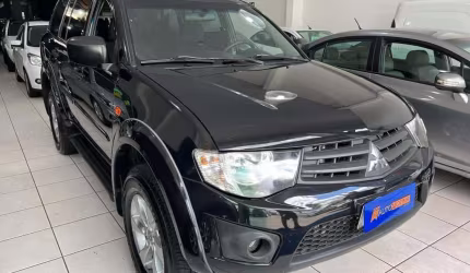 Mitsubishi pajero dakar d 2015