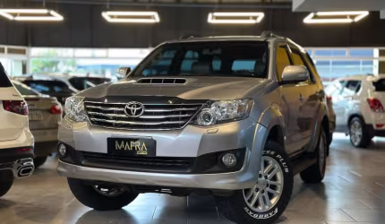 Toyota sw4 srv 2015 iinda!