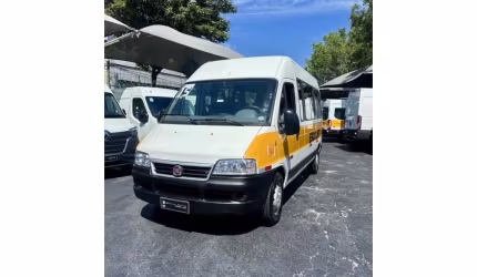 Fiat ducato 2015 2.3 minibus teto alto 8v turbo diesel 3p manual