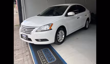 Nissan sentra sv 2.0 flexstart 16v aut.