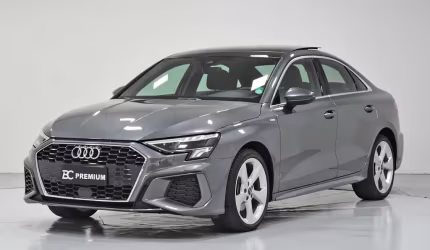Audi a3 sedan s-line 2.0 tfsi  s-tronic