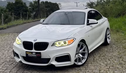 Bmw m235i m 235i coupe 3.0 24v 326cv - branca - 2014/2015