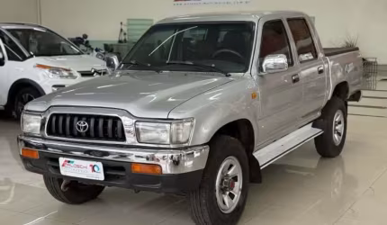 Toyota hilux 3.0 dx 4x4 cd 16v diesel 4p manual