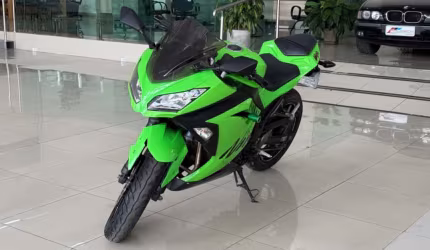Kawasaki ninja 300