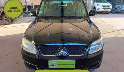 Mitsubishi pajero tr4 flex hp 2012