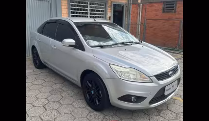 Ford focus sedan 2.0 16v/2.0 16v flex 4p  - prata - 2012/2013