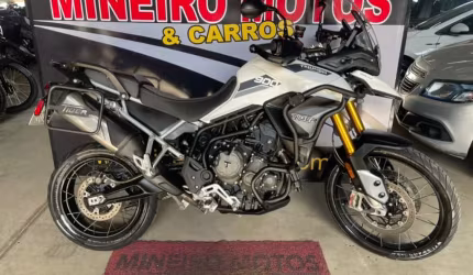 Triumph tiger 900 rally