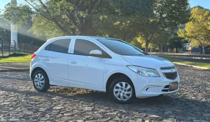 Chevrolet onix hatch lt 1.0 8v flexpower 5p mec.