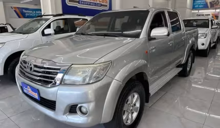 Toyota hilux cd4x2 sr 2015