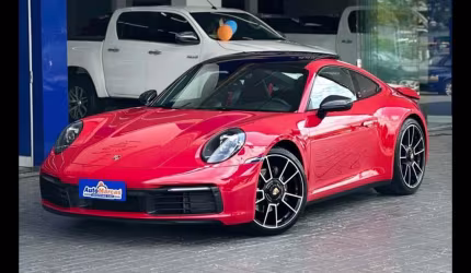 Porsche 911 carrera 2024