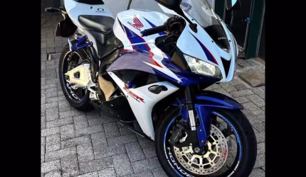 Honda cbr 600-rr 2011