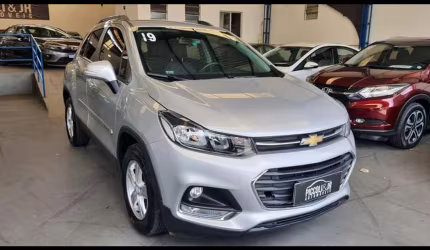Tracker lt 1.4 turbo automático