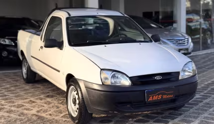 Ford courier 1.6 2010