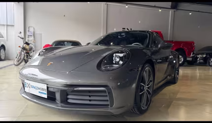 Porsche 911 carrera 2021
