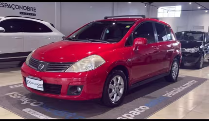 Nissan tiida 1.8 s 2008