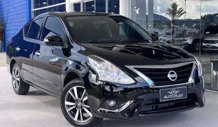 Nissan versa unique 1.6 16v flexstart 4p aut.  - preta - 2017/2018