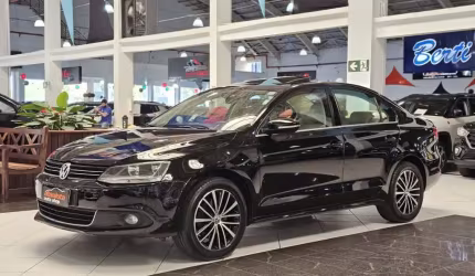 Volkswagen jetta 2.0 tsi highline 211cv gasolina 4p tiptronic