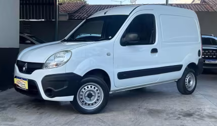 Kangoo 2015 em estado de zero