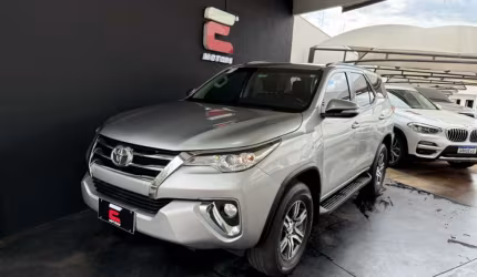 Toyota hilux sw4 2.7 sr 4x2 16v 4p