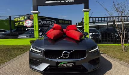 Volvo v60 t5 momentum 2020