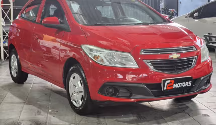 Onix lt 1.0 2013 impecável