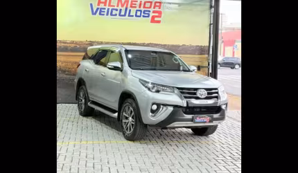 Toyota hilux sw4 2.8 srx 4x4 16v turbo intercooler diesel 4p automático