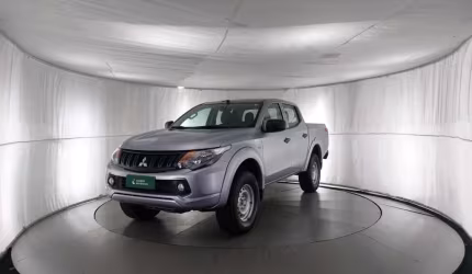 Mitsubishi l200 triton 2023 2.4 16v turbo diesel gl cd 4x4 manual