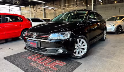 Vw jetta comfortline 2.0 flex aut. 2013