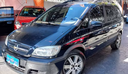 Zafira elegance 2.0 2012 automática 7 lugares