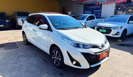 Toyota yaris yaris 1.5 xl plus connect cvt