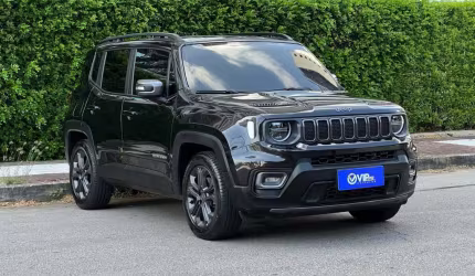 Jeep renegade long. t270 1.3 tb 4x2 flex aut.