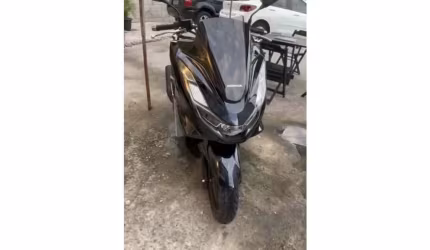Honda pcx dlx 2025