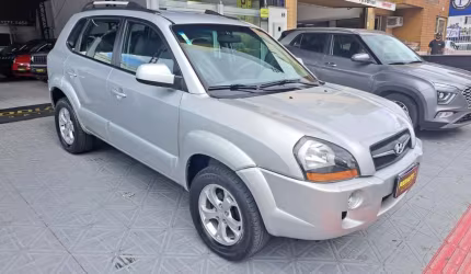 Hyundai tucson gls flex automatica  - prata - 2016/2017